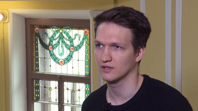 Сам сделал ремонт в парадной исторического дома. Без помощи соседей и государства | Другой Петербур смотреть онлайн