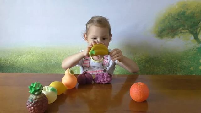 014 Как развивать внимание и память у детей Фрукты в корзине Netyasama Развивающие игры смотреть онлайн