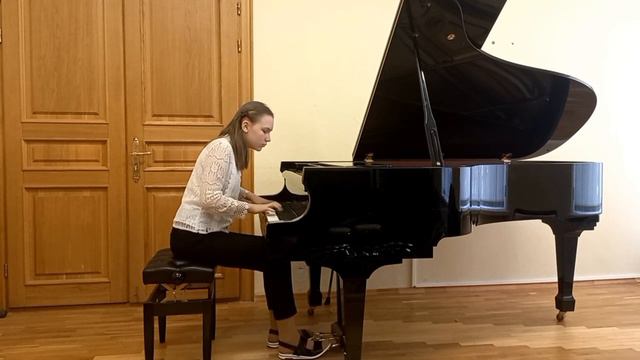 1.Соната ми - минор Й.Гайдн 2.Мендельсон Каприз для клавира ,оп.16 номер 3 Голубкова Эвелина смотреть онлайн