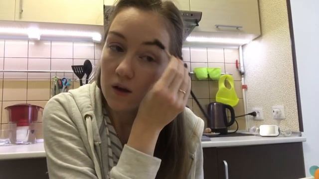 Влог/будни мамы двоих детей/собираюсь/готовлю блины/вечерняя уборка смотреть онлайн