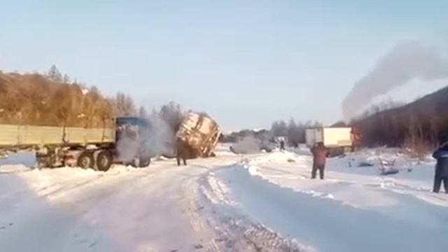 Беда на дороге смотреть онлайн