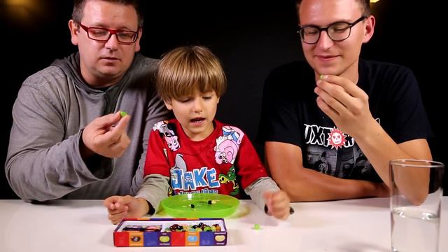😝 Bean Boozled Challenge Fun 😲 смотреть онлайн