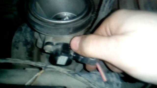 Зависание оборотов, повышенные обороты ХХ на Рено Логан