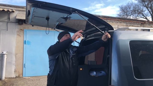 Обзор volkswagen caddy kombi 2007 год