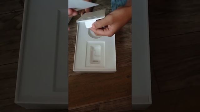iPad 6th generation 32 gb Wi-Fi + similar unboxing short video смотреть онлайн