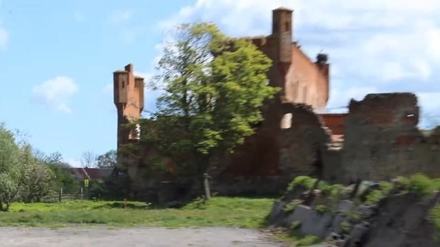 ГОРОДСКИЕ ЛАСТОЧКИ ШААКЕНА смотреть онлайн