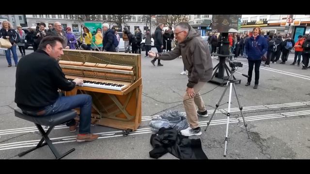 Man cranks up the Boogie Piano - Nico Brina in Biel on March 7, 2024 смотреть онлайн