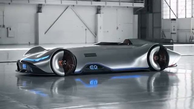 Mercedes-Benz Vision EQ Silver Arrow смотреть онлайн