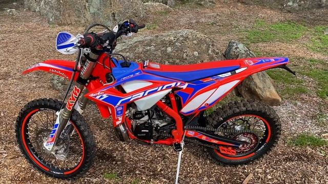 Beta 300rr Race Edition 18 HR follow up смотреть онлайн