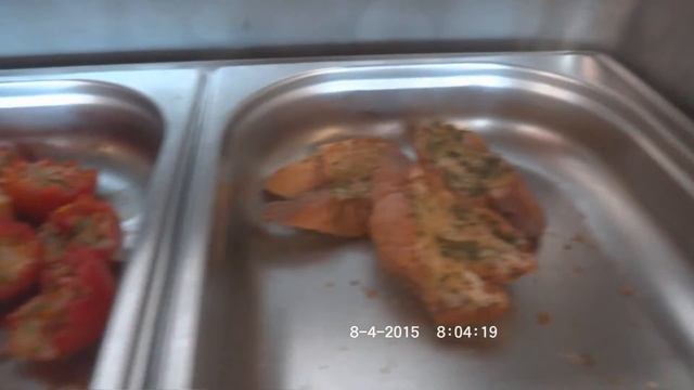 Завтрак в отеле Golden Holiday Hotel 3 смотреть онлайн