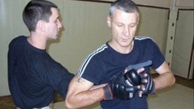 уроки самообороны для девушек видео.wmv