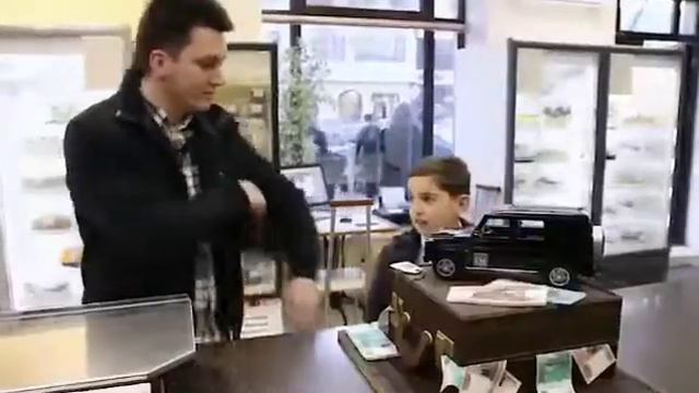 Золотой улей. Магазин домашней выпечки. смотреть онлайн