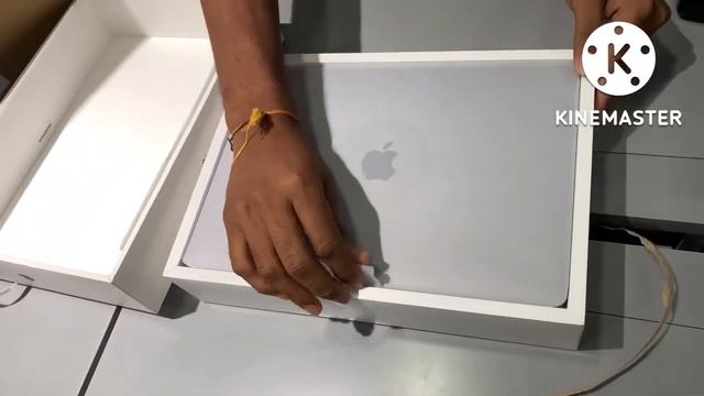 UNBOXING #MacBookPro #13-inch #M2 #MyNewBeast for everything...??? смотреть онлайн