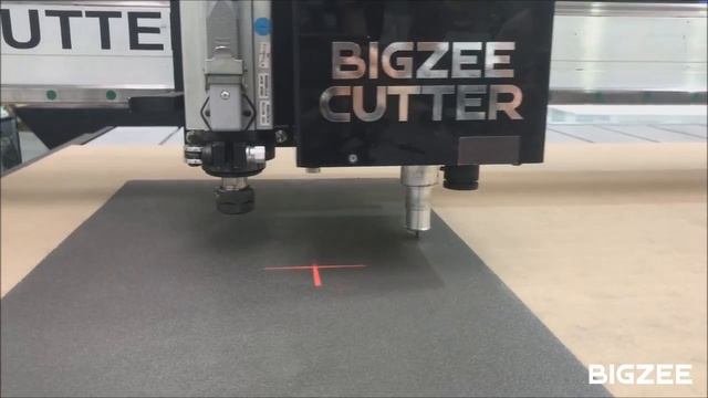 BIGZEE CUTTER cutting isolon 8 mm / резка изолон 8 мм смотреть онлайн