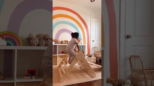 Best Pikler Triangle: Little Climber by Lily & River смотреть онлайн