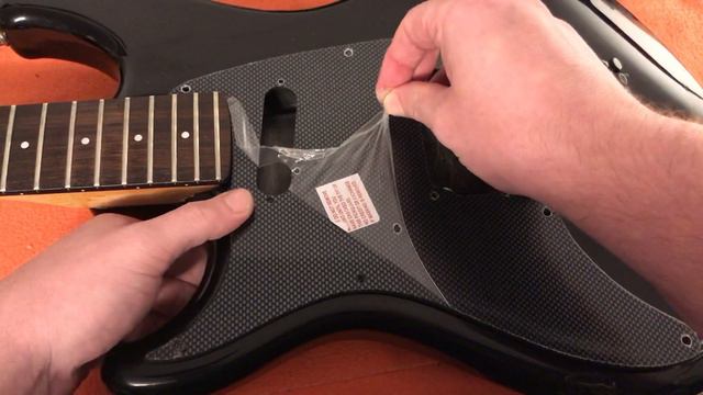 Ibanez Project 440L: pickguard first look, let’s peel it off! смотреть онлайн