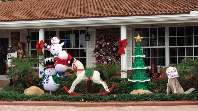 Как американцы украшают свои дома к Рождеству Florida USA смотреть онлайн