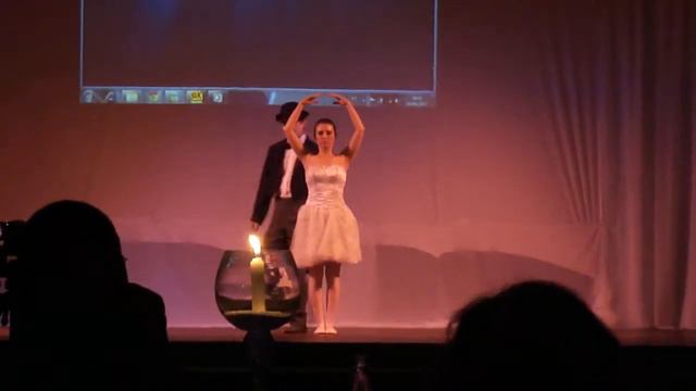 Chaplin e a Bailarina (Academia Marcos De La Cruz) смотреть онлайн