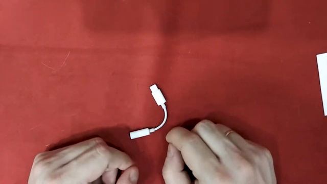 Переходник Apple Lightning - mini jack 3.5 смотреть онлайн