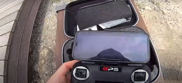 Запускаю квадрокоптер CSF100 на пляже в Корее