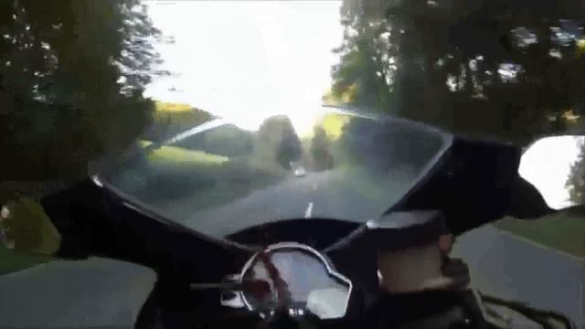 Honda cbr 1000rr Repsol vs Repsol смотреть онлайн