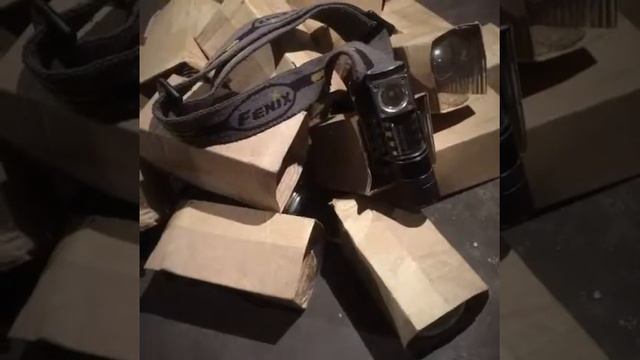 Фонарь Fenix HL-50 смотреть онлайн