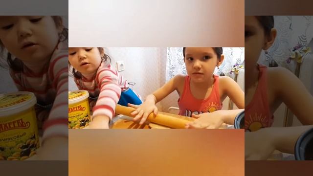 Печём пирожки в духовке) Кормим голубей.Руслан Воркаутер . смотреть онлайн