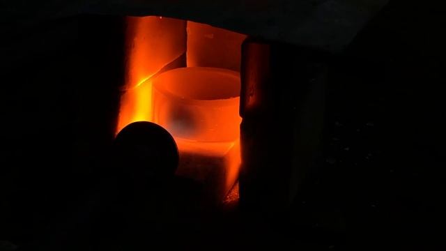 РАСТОЧКА КРОНШТЕЙНА ПЕРЕДНЕГО МОСТА НЬЮХОЛОНД И ИЗГОТОВЛЕНИЕ ВТУЛКИ смотреть онлайн