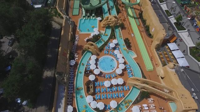 Аквапарк Гаваи в Одессе с высоты / Hawaii Water Park in Odessa from a height смотреть онлайн