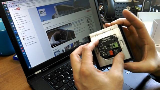 Zennio Square TMD * ZVI-SQTMD4-A (Выключатель KNX сенсорный, емкостной, 4-кнопочный, цвет чёрный) смотреть онлайн