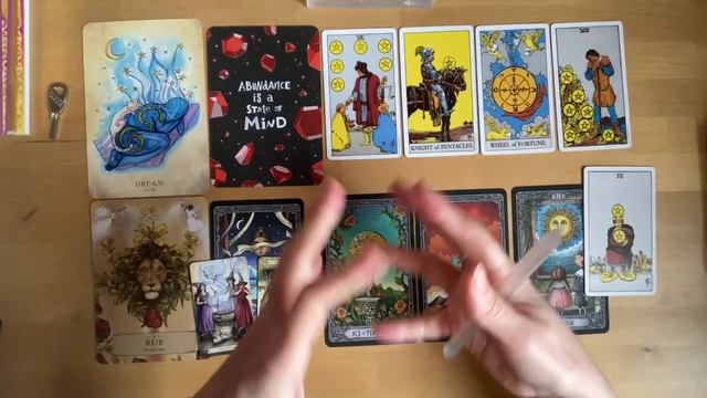 ??✨What you need to know right now ~ pick a card??✨ (Timeless reading) смотреть онлайн