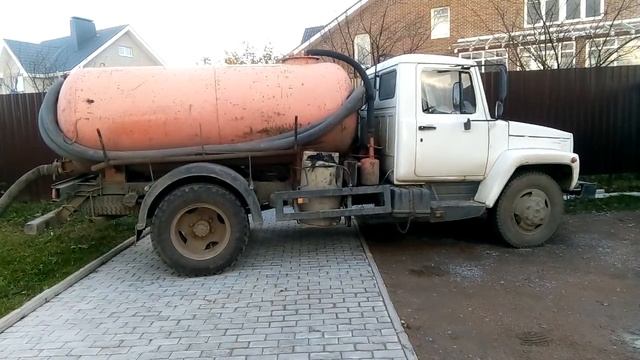 Откачка септика смотреть онлайн
