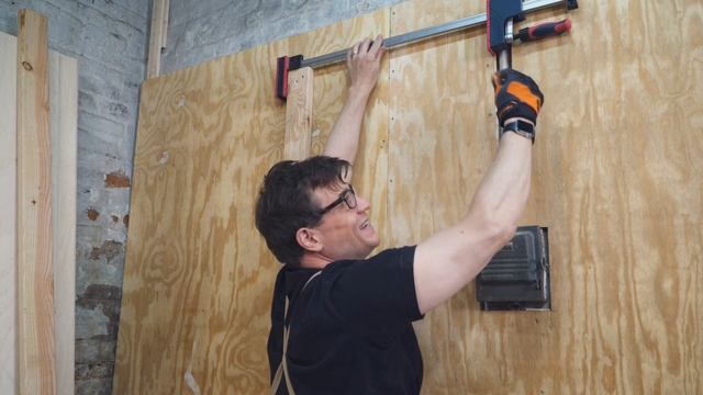 Setting up my new Wood Shop (with difficulty) смотреть онлайн