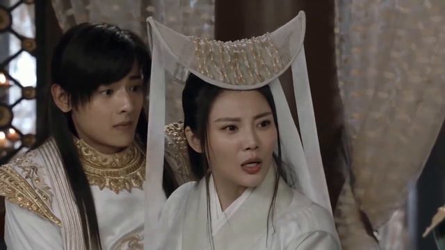 反派強迫功夫小子拜他為師，哪知下秒就被功夫小子一頭撞飛！ смотреть онлайн