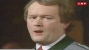 ? Поют языком Подмосковные вечера. #ArmyChoir. ?