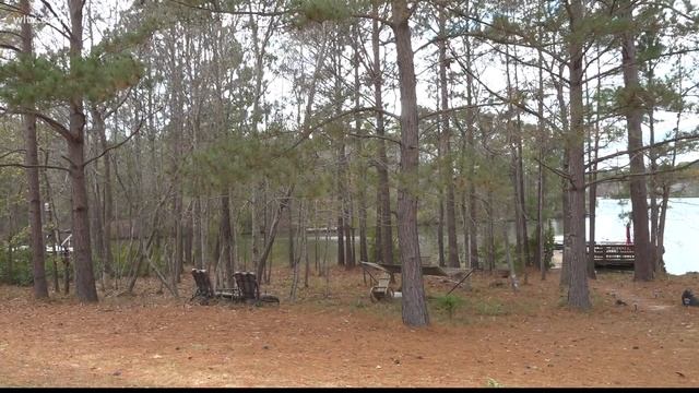 Search continues for missing kayaker on Lake Carolina смотреть онлайн