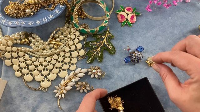 Что я купила в США на EBay! Распаковка новой посылки с винтажными украшениями!!! смотреть онлайн
