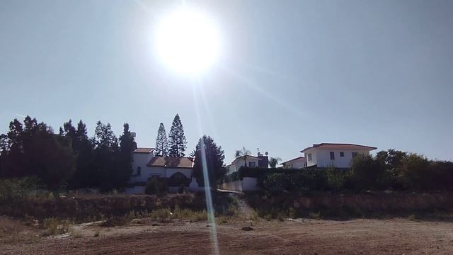 насколько людно на улицах отельного города Протарас в ноябре? Смотрите! 12.11.2023 смотреть онлайн