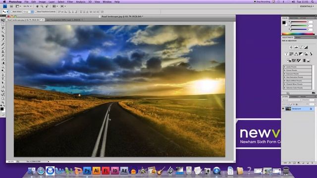 Photoshop CS4 - How to Layer Images смотреть онлайн