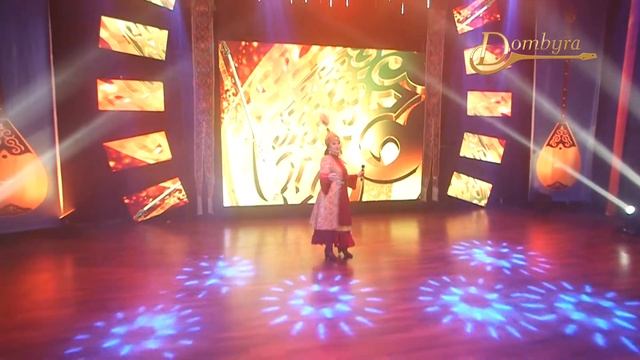 Алма Аманжолова - "Угәй-ай" Жамбыл Жабаев смотреть онлайн