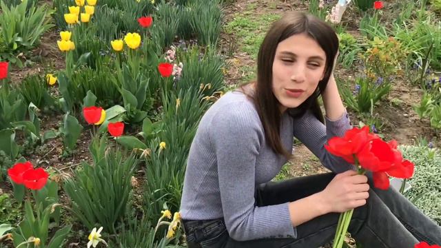 «Осторожно,девушки,любовь!» смотреть онлайн