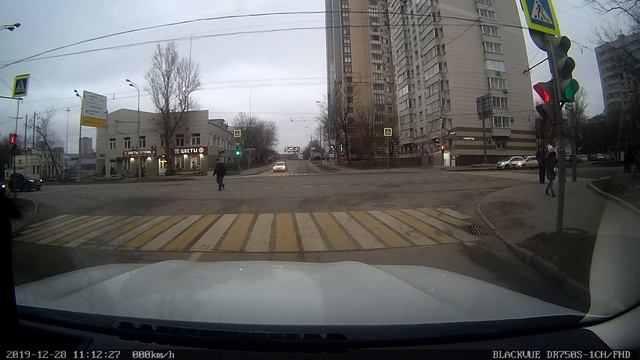 3й беспредельный продолжает нарушать ПДД и регламент смотреть онлайн