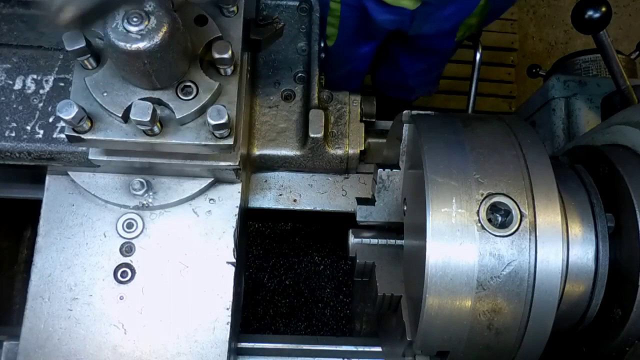 Как сделать БЫСТРОСМЕННЫЙ резцедержатель для Китайского токарного резца смотреть онлайн