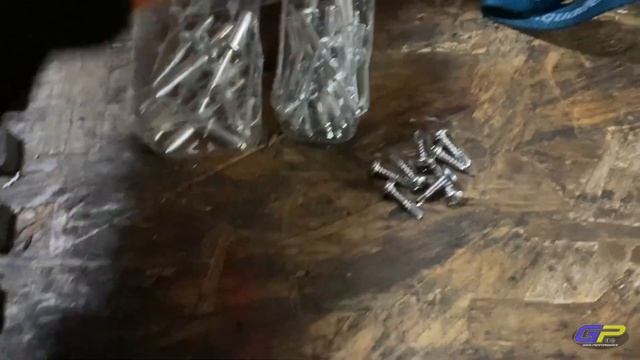 Un peu de Tuning sur une fiesta ST180 (Pose d'éléments Maxton Design) смотреть онлайн