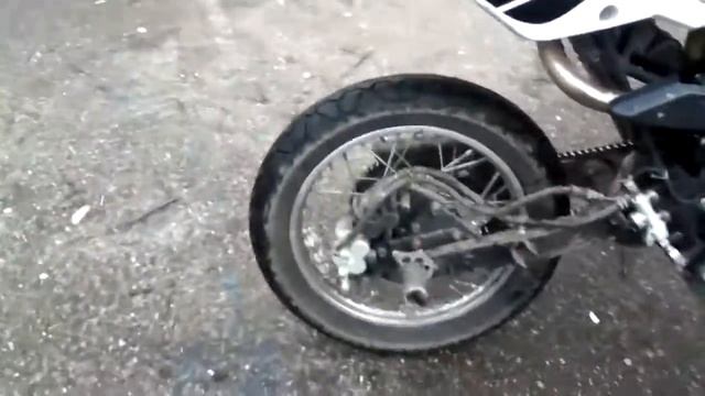 Racer 150 Enduro/Зелёный стантовый монстр. смотреть онлайн