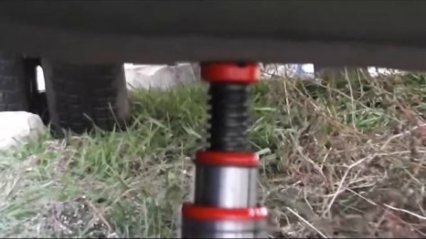 Автомобильный гидравлический домкрат AUTOPROFI DT-4 грузоподъемностью 4 тонны