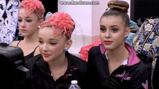 Dance Mom Kelly hits Abby Lee Miller - Dance moms season 4 смотреть онлайн