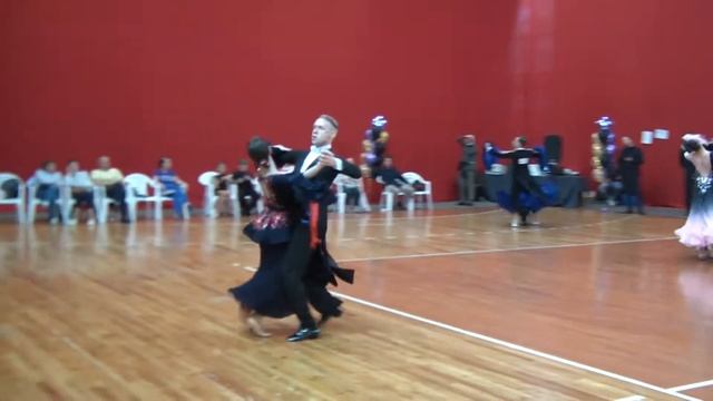 HDV 1846 Квик Степ смотреть онлайн