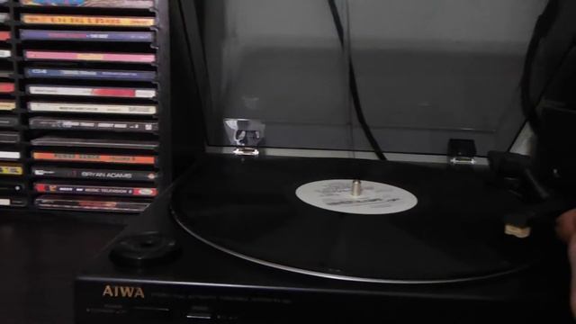 Виниловый проигрыватель Aiwa PX-E80 смотреть онлайн