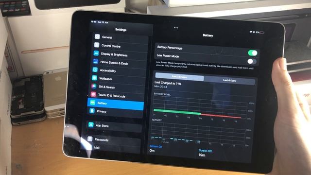 How To Get Low Power Mode on iPad! [iPadOS 15 Update] смотреть онлайн